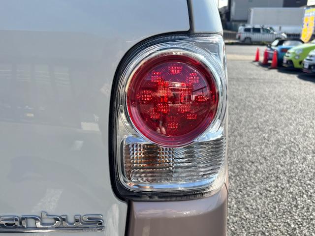 ムーヴキャンバス Ｘリミテッドメイクアップ　ＳＡＩＩ　アイドリングストップ　衝突被害軽減システム　両側パワースライドドア　スマートキー　ナビ　ＴＶ　アラウンドビューモニター　ＥＴＣ　オートエアコン　パワーウィンドウ　電動格納ミラー（33枚目）