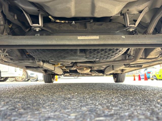 ムーヴキャンバス Ｘリミテッドメイクアップ　ＳＡＩＩ　アイドリングストップ　衝突被害軽減システム　両側パワースライドドア　スマートキー　ナビ　ＴＶ　アラウンドビューモニター　ＥＴＣ　オートエアコン　パワーウィンドウ　電動格納ミラー（37枚目）