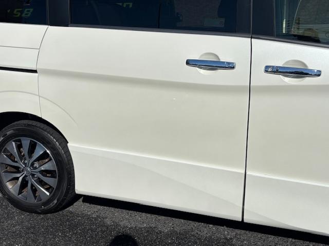 セレナ ハイウェイスター エマージェンシーブレーキ 両側パワースライドドア スマートキー LEDヘッドライト クルコン 純正ナビ TV Bluetooth接続 バックカメラ ETC 後席フリップダウンモニター(11枚目)