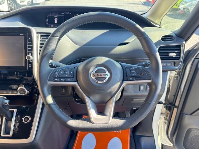 セレナ ハイウェイスター エマージェンシーブレーキ 両側パワースライドドア スマートキー LEDヘッドライト クルコン 純正ナビ TV Bluetooth接続 バックカメラ ETC 後席フリップダウンモニター(46枚目)