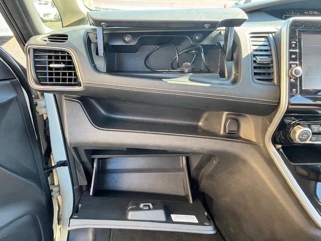 セレナ ハイウェイスター エマージェンシーブレーキ 両側パワースライドドア スマートキー LEDヘッドライト クルコン 純正ナビ TV Bluetooth接続 バックカメラ ETC 後席フリップダウンモニター(61枚目)