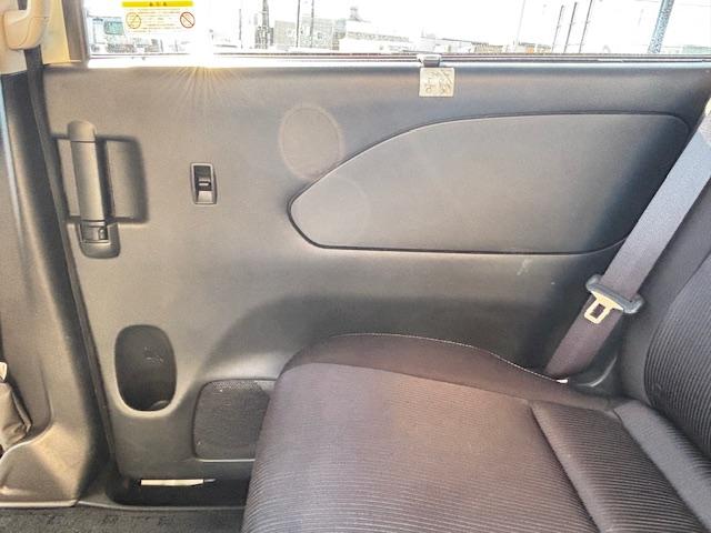 セレナ ハイウェイスター エマージェンシーブレーキ 両側パワースライドドア スマートキー LEDヘッドライト クルコン 純正ナビ TV Bluetooth接続 バックカメラ ETC 後席フリップダウンモニター(67枚目)