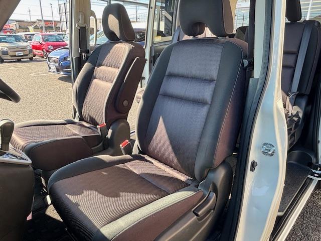 セレナ ハイウェイスター エマージェンシーブレーキ 両側パワースライドドア スマートキー LEDヘッドライト クルコン 純正ナビ TV Bluetooth接続 バックカメラ ETC 後席フリップダウンモニター(69枚目)