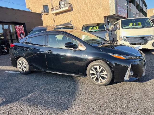 TOYOTA PRIUS PHV S NAVI PACKAGE SAFETY PLUS