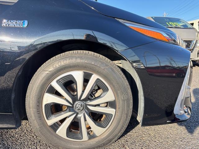 TOYOTA PRIUS PHV S NAVI PACKAGE SAFETY PLUS