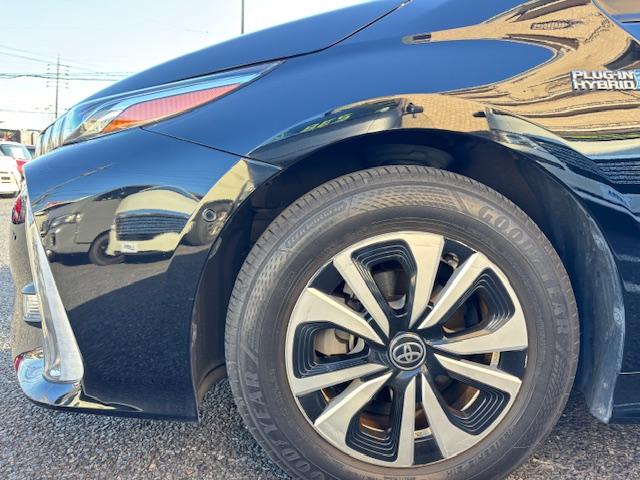 TOYOTA PRIUS PHV S NAVI PACKAGE SAFETY PLUS