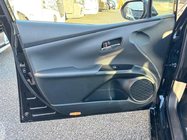 TOYOTA PRIUS PHV S NAVI PACKAGE SAFETY PLUS