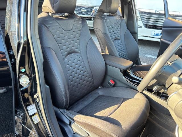 TOYOTA PRIUS PHV S NAVI PACKAGE SAFETY PLUS