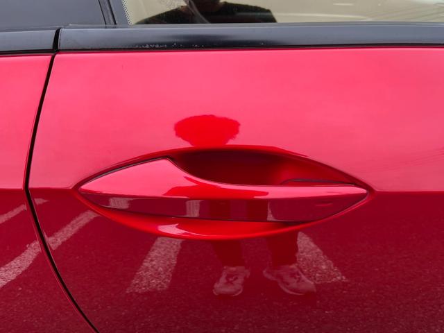 運転席ドアノブ