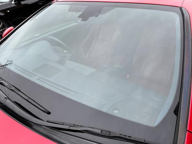 フロントガラス