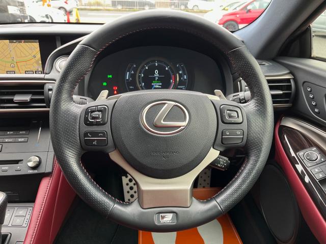 ステアリングホイール