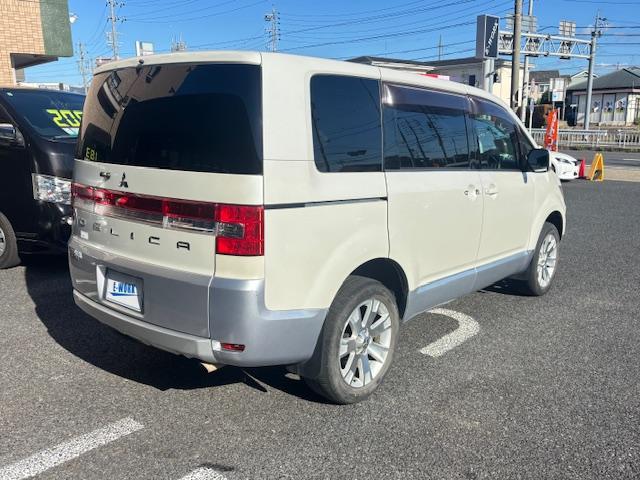 デリカD:5 G パワーパッケージ 左リアパワースライドドア HIDヘッドライト スマートキー クルーズコントロール パドルシフト 社外ナビ TV ETC フリップダウンモニター オートエアコン パワーウィンドウ(9枚目)