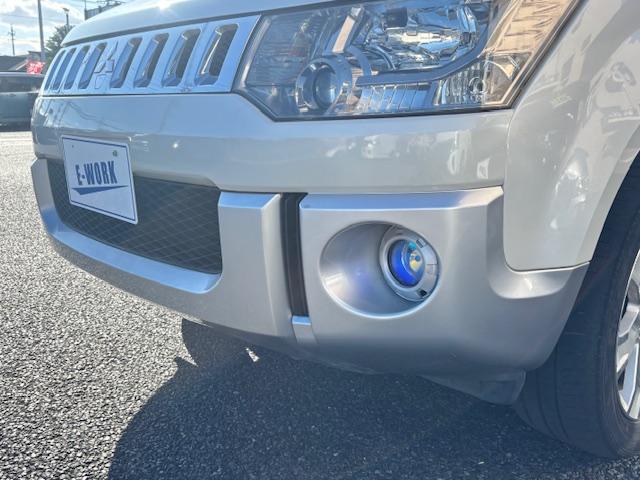 デリカD:5 G パワーパッケージ 左リアパワースライドドア HIDヘッドライト スマートキー クルーズコントロール パドルシフト 社外ナビ TV ETC フリップダウンモニター オートエアコン パワーウィンドウ(24枚目)