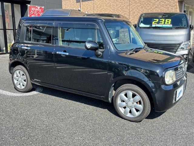 アルトラパン 10thアニバーサリーリミテッド 4WD スマートキー プッシュスタート ETC オートエアコン 運転席シートヒーター ヘッドライトレベライザー ベンチシート パワーウィンドウ 電動格納ミラー 車検2年付き 故障保証12ヶ月付き(8枚目)