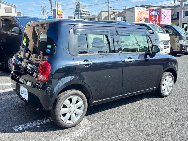 アルトラパン 10thアニバーサリーリミテッド 4WD スマートキー プッシュスタート ETC オートエアコン 運転席シートヒーター ヘッドライトレベライザー ベンチシート パワーウィンドウ 電動格納ミラー 車検2年付き 故障保証12ヶ月付き(9枚目)