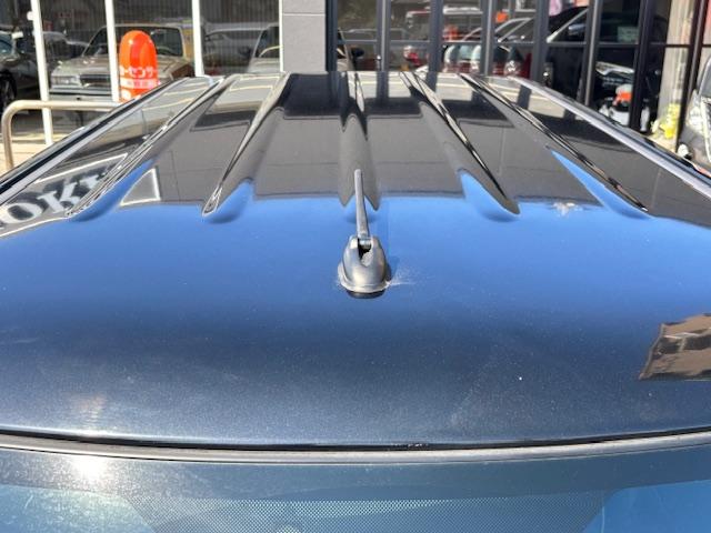 アルトラパン 10thアニバーサリーリミテッド 4WD スマートキー プッシュスタート ETC オートエアコン 運転席シートヒーター ヘッドライトレベライザー ベンチシート パワーウィンドウ 電動格納ミラー 車検2年付き 故障保証12ヶ月付き(27枚目)