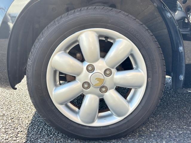 アルトラパン 10thアニバーサリーリミテッド 4WD スマートキー プッシュスタート ETC オートエアコン 運転席シートヒーター ヘッドライトレベライザー ベンチシート パワーウィンドウ 電動格納ミラー 車検2年付き 故障保証12ヶ月付き(37枚目)