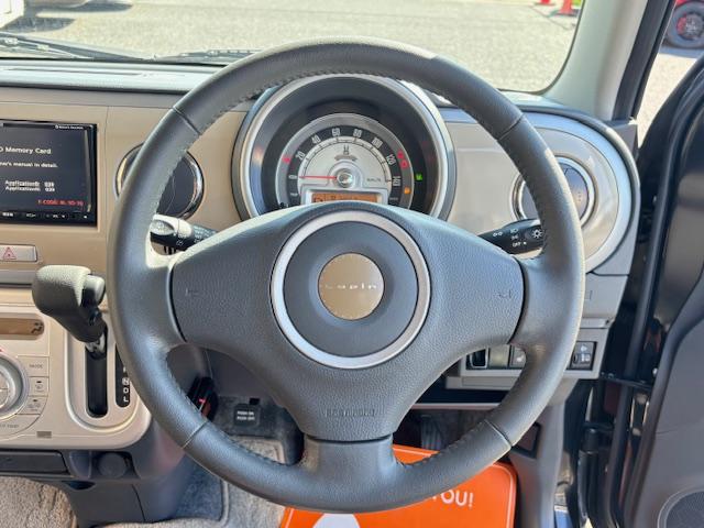 アルトラパン 10thアニバーサリーリミテッド 4WD スマートキー プッシュスタート ETC オートエアコン 運転席シートヒーター ヘッドライトレベライザー ベンチシート パワーウィンドウ 電動格納ミラー 車検2年付き 故障保証12ヶ月付き(46枚目)