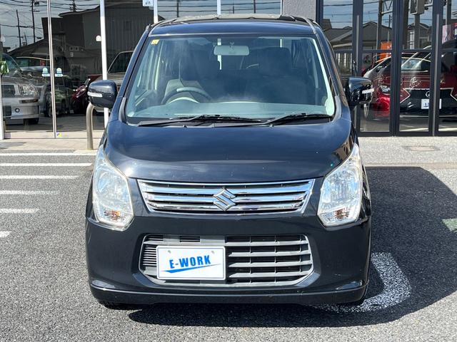 ワゴンR FXリミテッド 純正CDデッキ ラジオAM/FM AUX エンジンプッシュスタート スマートキー 電動格納ミラー アイドリングストップ 純正14AW ライトレベライザー オートエアコン ベンチシート(7枚目)