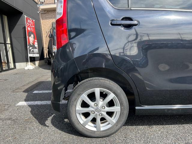 ワゴンR FXリミテッド 純正CDデッキ ラジオAM/FM AUX エンジンプッシュスタート スマートキー 電動格納ミラー アイドリングストップ 純正14AW ライトレベライザー オートエアコン ベンチシート(29枚目)