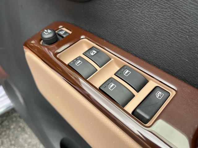 ミラココア ココアプラスＸ　純正ＳＤナビ　フルセグＴＶ　ＣＤ／ＤＶＤ　Ｂｌｕｅｔｏｏｔｈ　バックカメラ　ＥＴＣ　ルーフレール　ＬＥＤヘッドライト　フォグライト　電動格納ミラー　アイドリングストップ　スマートキー　１２ヶ月保証付き（61枚目）