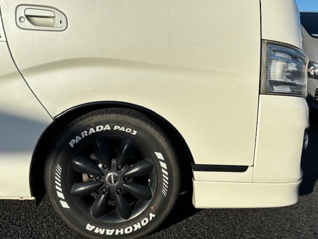 NV350キャラバンバン ロングライダープレミアムGX インテリアパッケージ 両側スライドドア 社外アルミ ホワイトレタータイヤ ローダウン HIDヘッドライト LEDフォグ 社外ナビ 地デジ バックカメラ ドラレコ ETC リアクーラー リアヒーター(11枚目)