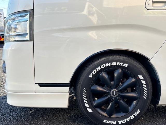 NV350キャラバンバン ロングライダープレミアムGX インテリアパッケージ 両側スライドドア 社外アルミ ホワイトレタータイヤ ローダウン HIDヘッドライト LEDフォグ 社外ナビ 地デジ バックカメラ ドラレコ ETC リアクーラー リアヒーター(18枚目)