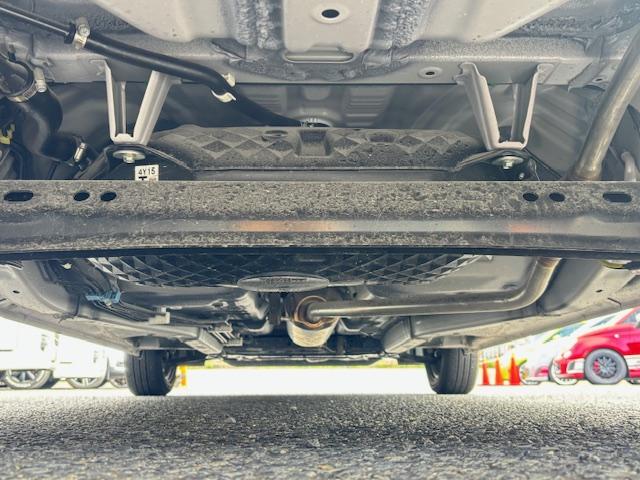 ムーヴキャンバス ストライプスＧ　アイドリングストップ　衝突被害軽減システム　ＬＥＤヘッドライト　ディスプレイオーディオ　バックカメラ　ＥＴＣ　ドラレコ　ワイヤレス充電　電動パーキングブレーキ　オートエアコン　シートヒーター（44枚目）