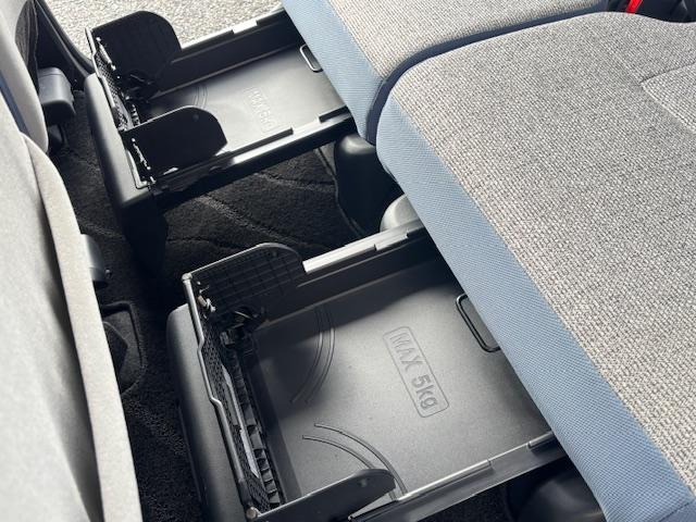 ムーヴキャンバス ストライプスＧ　アイドリングストップ　衝突被害軽減システム　ＬＥＤヘッドライト　ディスプレイオーディオ　バックカメラ　ＥＴＣ　ドラレコ　ワイヤレス充電　電動パーキングブレーキ　オートエアコン　シートヒーター（76枚目）