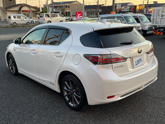 ＣＴ ＣＴ２００ｈ　Ｆスポーツ　純正ＨＤＤナビ　フルセグＴＶ　バックカメラ　ドラレコ前後　ＥＴＣ　純正１７ＡＷ　ＨＩＤライト　オートエアコン　シートヒーター　クルコン　パドルシフト　プッシュスタート　スマートキー　１２ヶ月保証付き（12枚目）