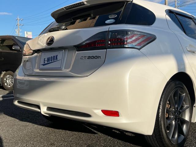 ＣＴ ＣＴ２００ｈ　Ｆスポーツ　純正ＨＤＤナビ　フルセグＴＶ　バックカメラ　ドラレコ前後　ＥＴＣ　純正１７ＡＷ　ＨＩＤライト　オートエアコン　シートヒーター　クルコン　パドルシフト　プッシュスタート　スマートキー　１２ヶ月保証付き（36枚目）