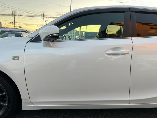 ＣＴ ＣＴ２００ｈ　Ｆスポーツ　純正ＨＤＤナビ　フルセグＴＶ　バックカメラ　ドラレコ前後　ＥＴＣ　純正１７ＡＷ　ＨＩＤライト　オートエアコン　シートヒーター　クルコン　パドルシフト　プッシュスタート　スマートキー　１２ヶ月保証付き（42枚目）