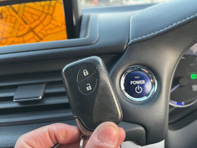 ＣＴ ＣＴ２００ｈ　Ｆスポーツ　純正ＨＤＤナビ　フルセグＴＶ　バックカメラ　ドラレコ前後　ＥＴＣ　純正１７ＡＷ　ＨＩＤライト　オートエアコン　シートヒーター　クルコン　パドルシフト　プッシュスタート　スマートキー　１２ヶ月保証付き（71枚目）