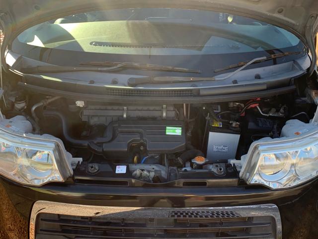 タント カスタムＸ　／ＨＩＤ／フロントフォグ／フルオートエアコン／ＣＤ　ＤＶＤ　Ｂｌｕｅｔｏｏｔｈ対応フルセグＴＶ付　ナビ／ＵＶカットガラス　プライバシーガラス／本革巻きステアリング／フロント　リア　ルーフスポイラ―（2枚目）