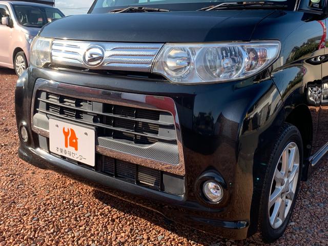 タント カスタムＸ　／ＨＩＤ／フロントフォグ／フルオートエアコン／ＣＤ　ＤＶＤ　Ｂｌｕｅｔｏｏｔｈ対応フルセグＴＶ付　ナビ／ＵＶカットガラス　プライバシーガラス／本革巻きステアリング／フロント　リア　ルーフスポイラ―（9枚目）