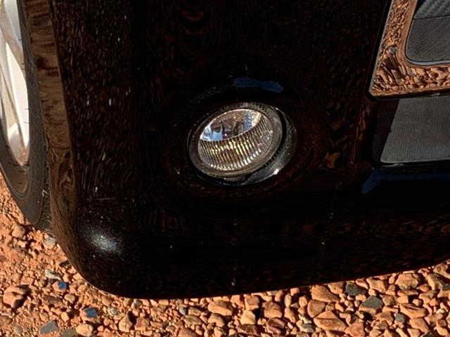 タント カスタムＸ　／ＨＩＤ／フロントフォグ／フルオートエアコン／ＣＤ　ＤＶＤ　Ｂｌｕｅｔｏｏｔｈ対応フルセグＴＶ付　ナビ／ＵＶカットガラス　プライバシーガラス／本革巻きステアリング／フロント　リア　ルーフスポイラ―（18枚目）