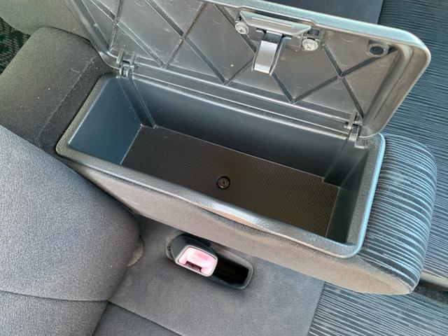 タント カスタムＸ　／ＨＩＤ／フロントフォグ／フルオートエアコン／ＣＤ　ＤＶＤ　Ｂｌｕｅｔｏｏｔｈ対応フルセグＴＶ付　ナビ／ＵＶカットガラス　プライバシーガラス／本革巻きステアリング／フロント　リア　ルーフスポイラ―（26枚目）