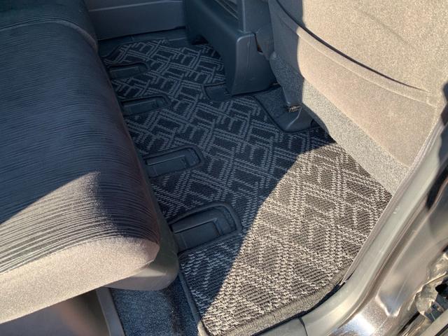 タント カスタムＸ　／ＨＩＤ／フロントフォグ／フルオートエアコン／ＣＤ　ＤＶＤ　Ｂｌｕｅｔｏｏｔｈ対応フルセグＴＶ付　ナビ／ＵＶカットガラス　プライバシーガラス／本革巻きステアリング／フロント　リア　ルーフスポイラ―（30枚目）