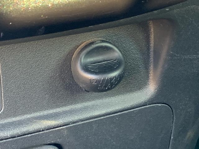 タント カスタムＸ　／ＨＩＤ／フロントフォグ／フルオートエアコン／ＣＤ　ＤＶＤ　Ｂｌｕｅｔｏｏｔｈ対応フルセグＴＶ付　ナビ／ＵＶカットガラス　プライバシーガラス／本革巻きステアリング／フロント　リア　ルーフスポイラ―（49枚目）