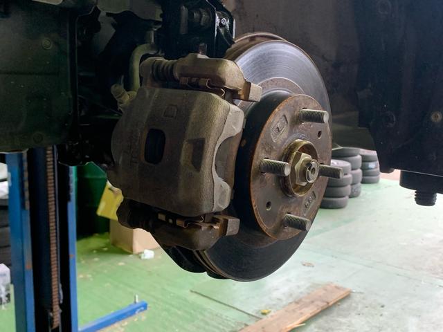 タント カスタムＸ　／ＨＩＤ／フロントフォグ／フルオートエアコン／ＣＤ　ＤＶＤ　Ｂｌｕｅｔｏｏｔｈ対応フルセグＴＶ付　ナビ／ＵＶカットガラス　プライバシーガラス／本革巻きステアリング／フロント　リア　ルーフスポイラ―（65枚目）