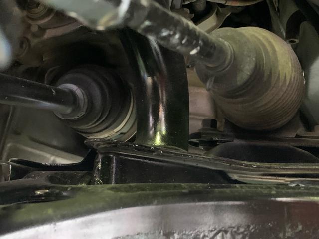 タント カスタムＸ　／ＨＩＤ／フロントフォグ／フルオートエアコン／ＣＤ　ＤＶＤ　Ｂｌｕｅｔｏｏｔｈ対応フルセグＴＶ付　ナビ／ＵＶカットガラス　プライバシーガラス／本革巻きステアリング／フロント　リア　ルーフスポイラ―（71枚目）