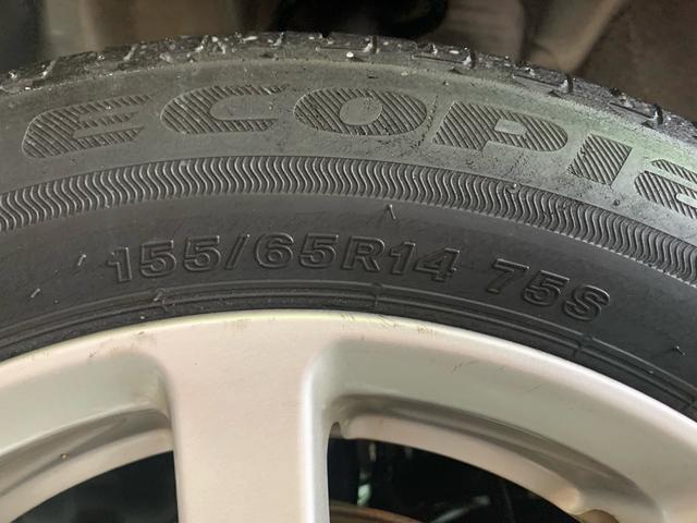 タント カスタムＸ　／ＨＩＤ／フロントフォグ／フルオートエアコン／ＣＤ　ＤＶＤ　Ｂｌｕｅｔｏｏｔｈ対応フルセグＴＶ付　ナビ／ＵＶカットガラス　プライバシーガラス／本革巻きステアリング／フロント　リア　ルーフスポイラ―（76枚目）