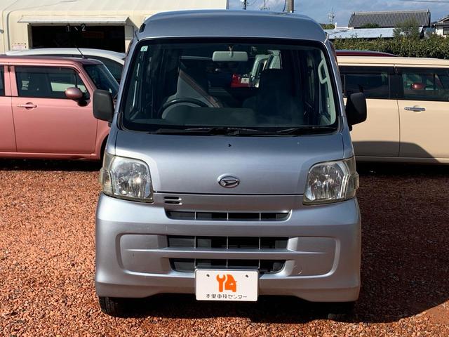 ハイゼットカーゴ 　／キーレスエントリー／サウンド（カセット＆ＭＤ）ＡＭ／ＦＭラジオ／ＵＶカットガラス　プライバシーガラス／マニュアル　エアコン／フルフラットシート／運転席　助手席エアバック（8枚目）