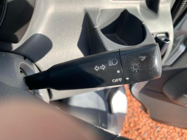 ハイゼットカーゴ 　／キーレスエントリー／サウンド（カセット＆ＭＤ）ＡＭ／ＦＭラジオ／ＵＶカットガラス　プライバシーガラス／マニュアル　エアコン／フルフラットシート／運転席　助手席エアバック（22枚目）