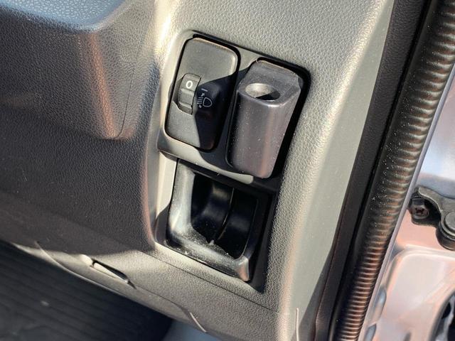 ハイゼットカーゴ 　／キーレスエントリー／サウンド（カセット＆ＭＤ）ＡＭ／ＦＭラジオ／ＵＶカットガラス　プライバシーガラス／マニュアル　エアコン／フルフラットシート／運転席　助手席エアバック（34枚目）