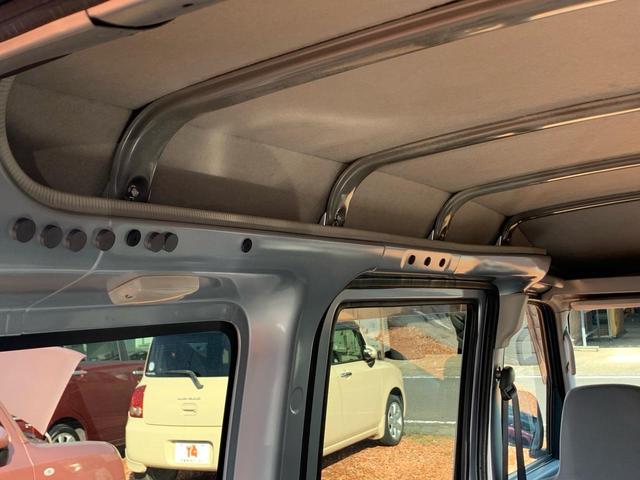 ハイゼットカーゴ 　／キーレスエントリー／サウンド（カセット＆ＭＤ）ＡＭ／ＦＭラジオ／ＵＶカットガラス　プライバシーガラス／マニュアル　エアコン／フルフラットシート／運転席　助手席エアバック（49枚目）