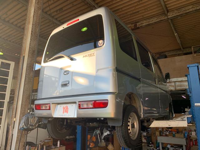 ハイゼットカーゴ 　／キーレスエントリー／サウンド（カセット＆ＭＤ）ＡＭ／ＦＭラジオ／ＵＶカットガラス　プライバシーガラス／マニュアル　エアコン／フルフラットシート／運転席　助手席エアバック（56枚目）