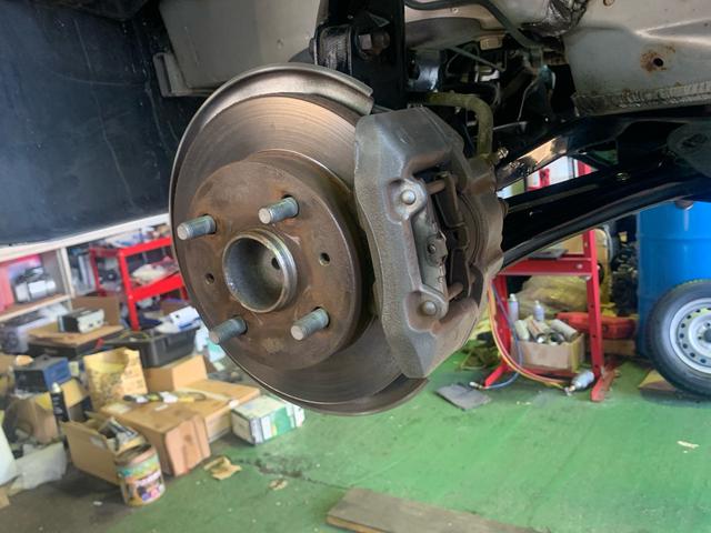 ハイゼットカーゴ 　／キーレスエントリー／サウンド（カセット＆ＭＤ）ＡＭ／ＦＭラジオ／ＵＶカットガラス　プライバシーガラス／マニュアル　エアコン／フルフラットシート／運転席　助手席エアバック（64枚目）