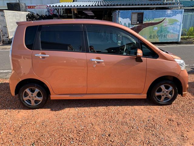 ムーヴ 　／１５インチアルミホイール／フルオートエアコン／バックカメラ／ＣＤ　ＦＭ　ＡＭ　ワンセグＴＶ付ナビ／ＨＩＤ／プッシュスタート　スマートキー／アイドリングストップ／フロント　リアルーフスポイラ―（11枚目）