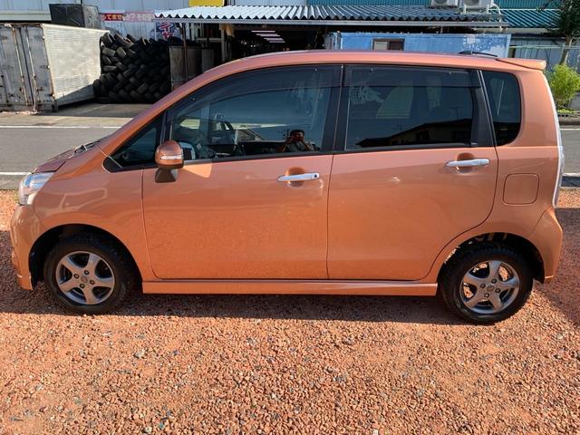 ムーヴ 　／１５インチアルミホイール／フルオートエアコン／バックカメラ／ＣＤ　ＦＭ　ＡＭ　ワンセグＴＶ付ナビ／ＨＩＤ／プッシュスタート　スマートキー／アイドリングストップ／フロント　リアルーフスポイラ―（12枚目）